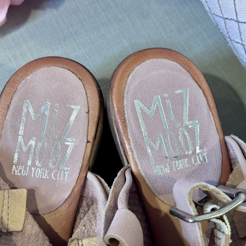 NEW Miz Mooz Women's Open-Toe Sandals Sz 8.5 / 39, 2" heel height - Picture 3 of 5